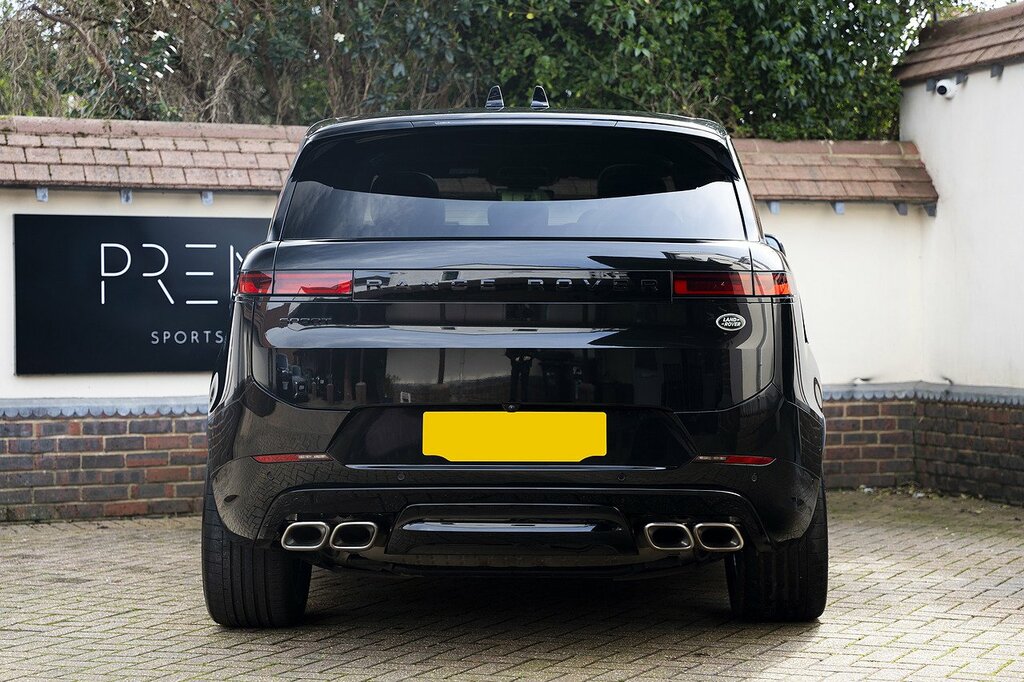 Land Rover Range Rover Sport P530 V8 First Edition Black #4