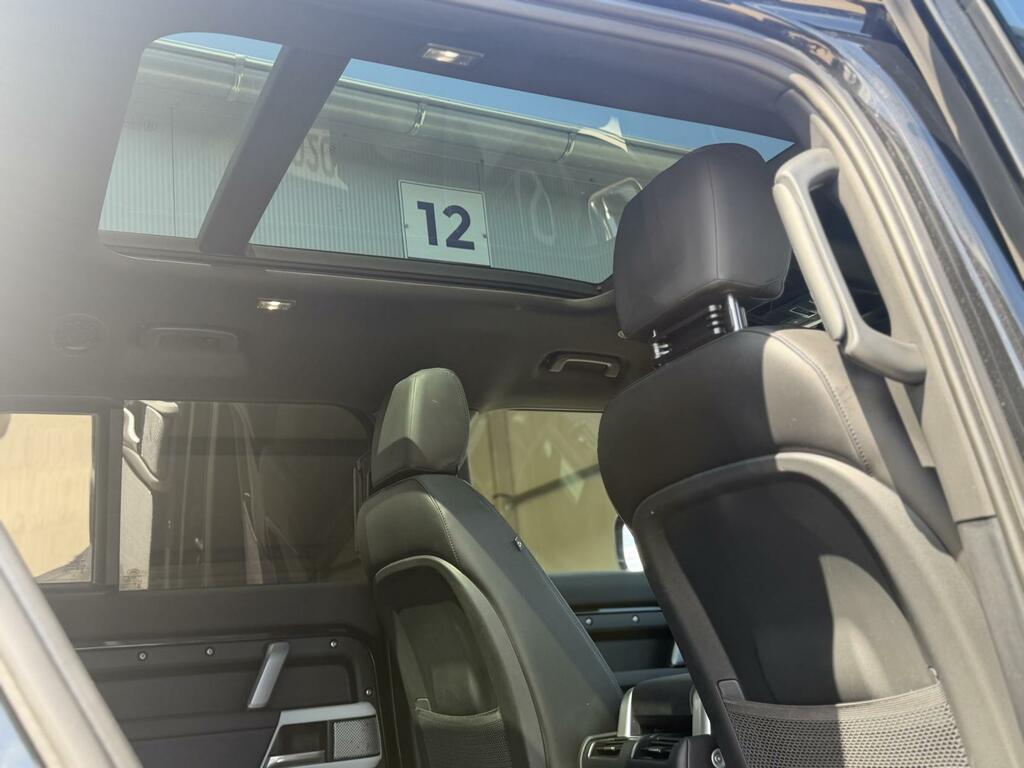 Land Rover Defender 130 X-dynamic Se Black #6