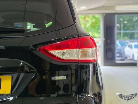 Ford Kuga 1.5T Ecoboost Titanium Black #6
