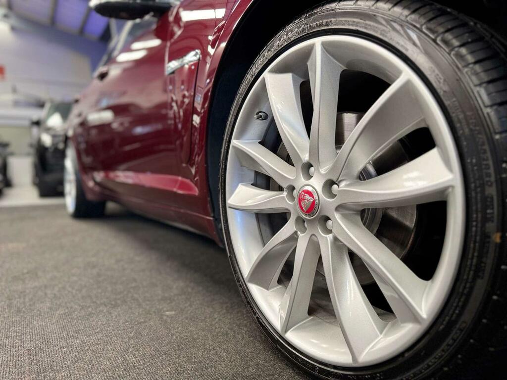 Jaguar XF 2.2 D R-sport 200 Bhp Grey #24