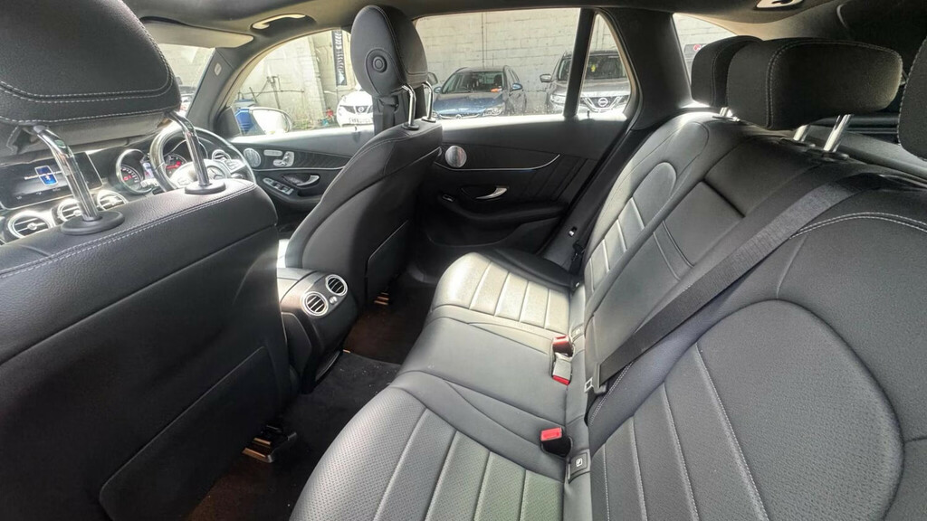 Mercedes-Benz GLC Class Glc 220D 4Matic Amg Line Premium 9G-tronic White #14