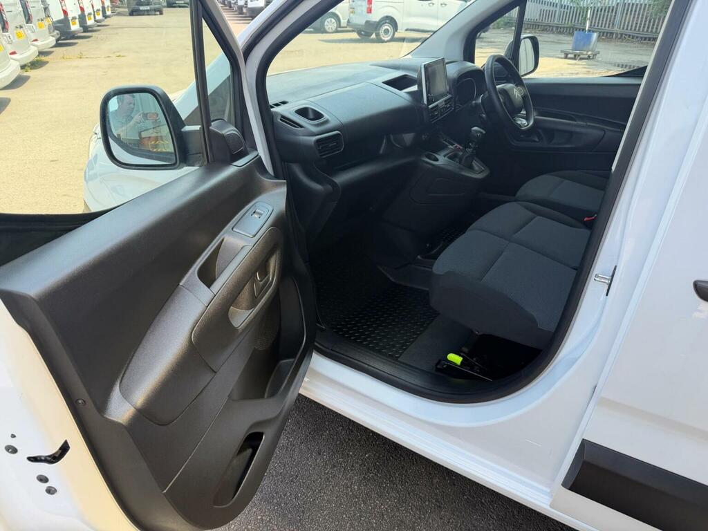 Citroen Berlingo Berlingo 950 Enterprise Edition Bhdi White #17