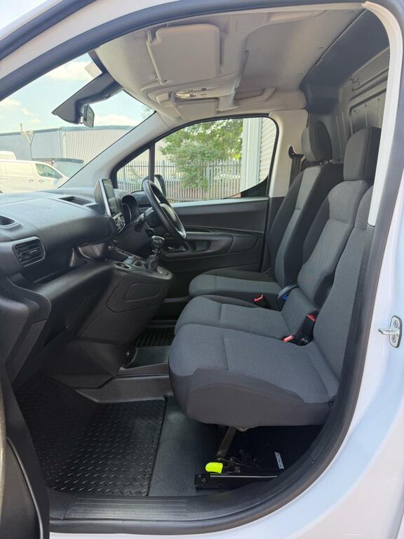 Citroen Berlingo Berlingo 950 Enterprise Edition Bhdi White #18