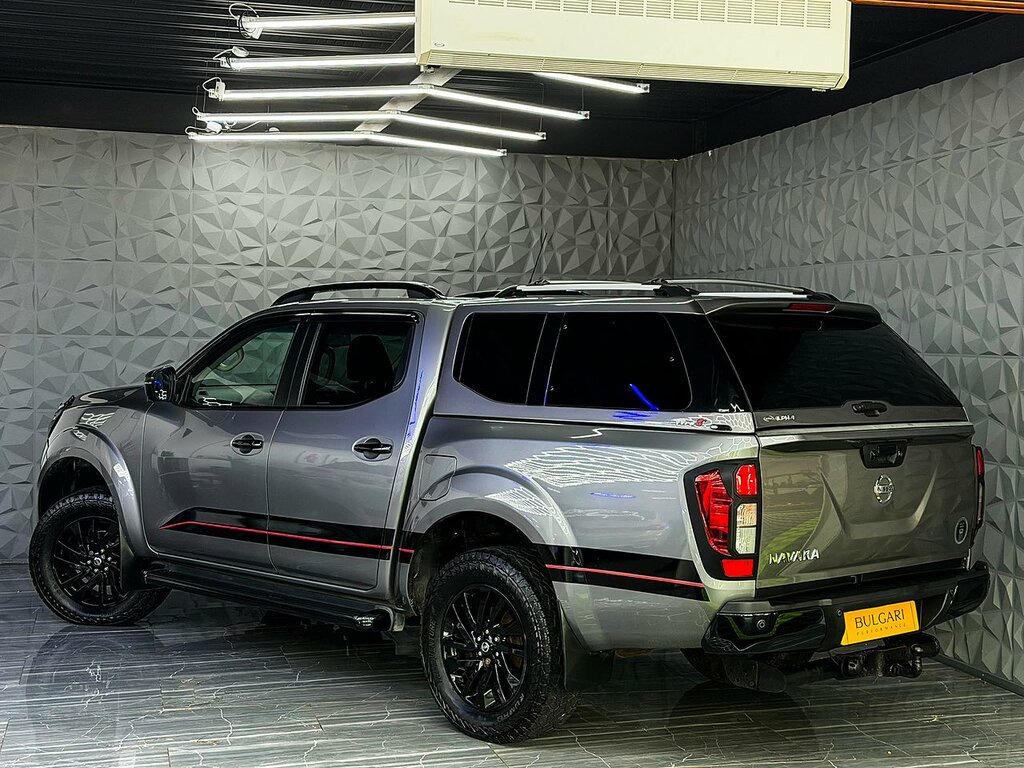 Nissan Navara 2.3 Dci Tekna 4X4 Shr Dcb 190 Bhp Black #7
