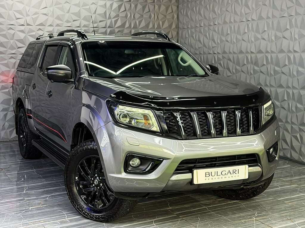 Nissan Navara 2.3 Dci Tekna 4X4 Shr Dcb 190 Bhp Black #12