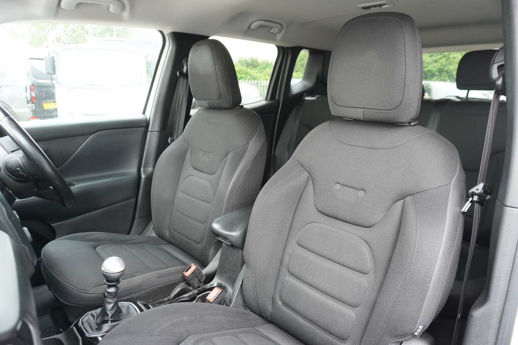 Jeep Renegade 1.4T Multiairii Night Eagle II Suv Manu Black #17