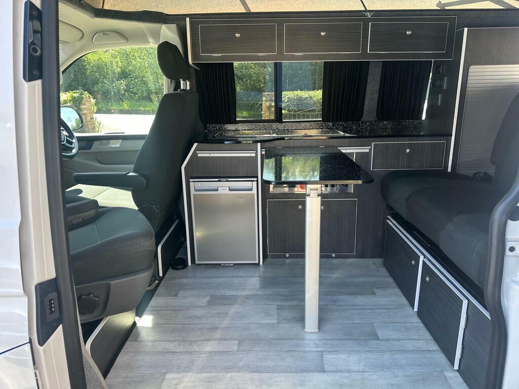 Volkswagen Campervan Swb Highline Campervan With A Reimo Awning Black #11