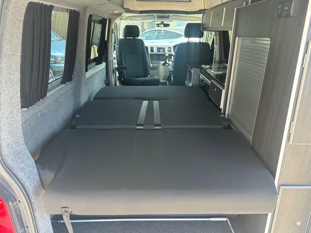 Volkswagen Campervan Swb Highline Campervan With A Reimo Awning Black #15