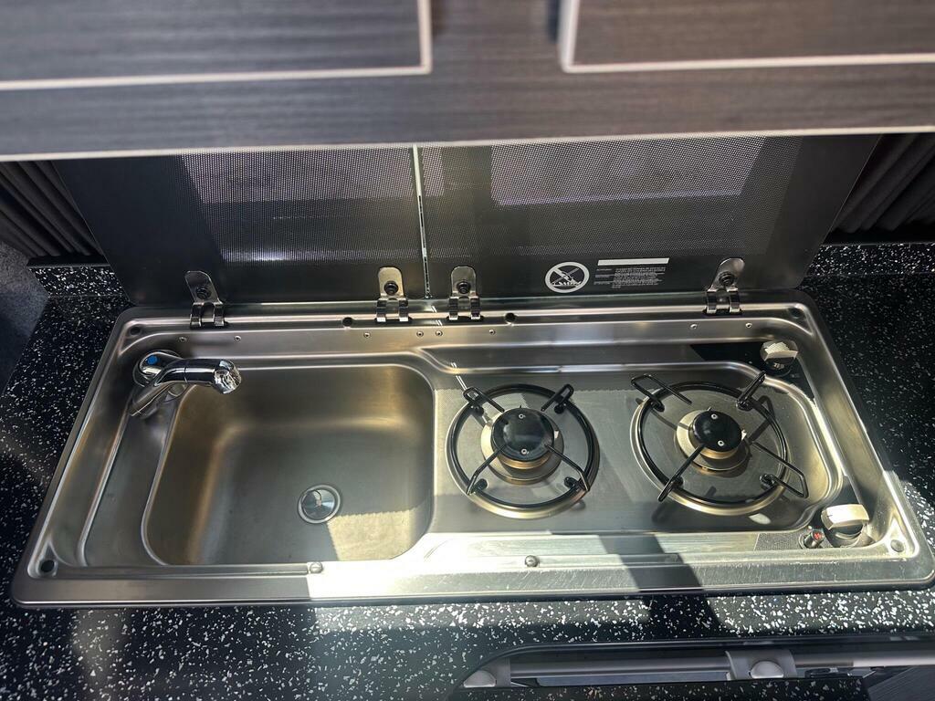 Volkswagen Campervan Swb Highline Campervan With A Reimo Awning Black #18