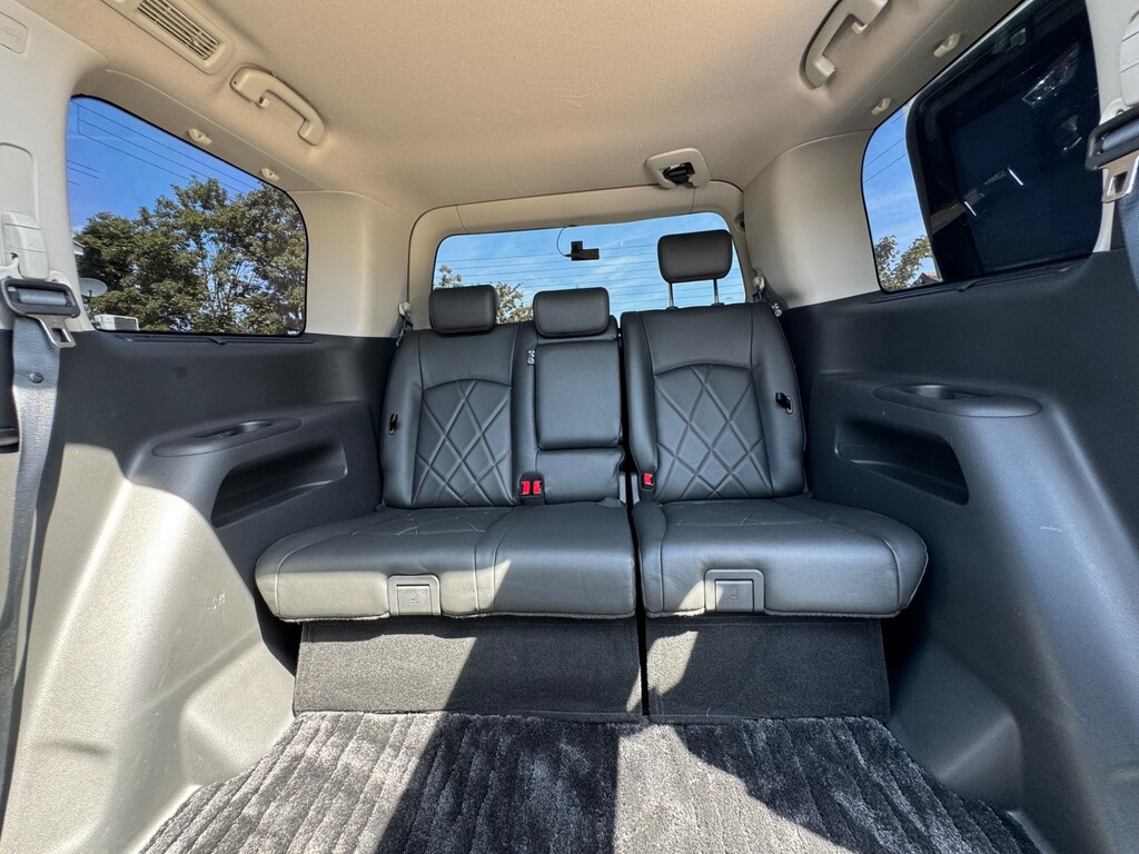 Nissan Elgrand Mpv White #37