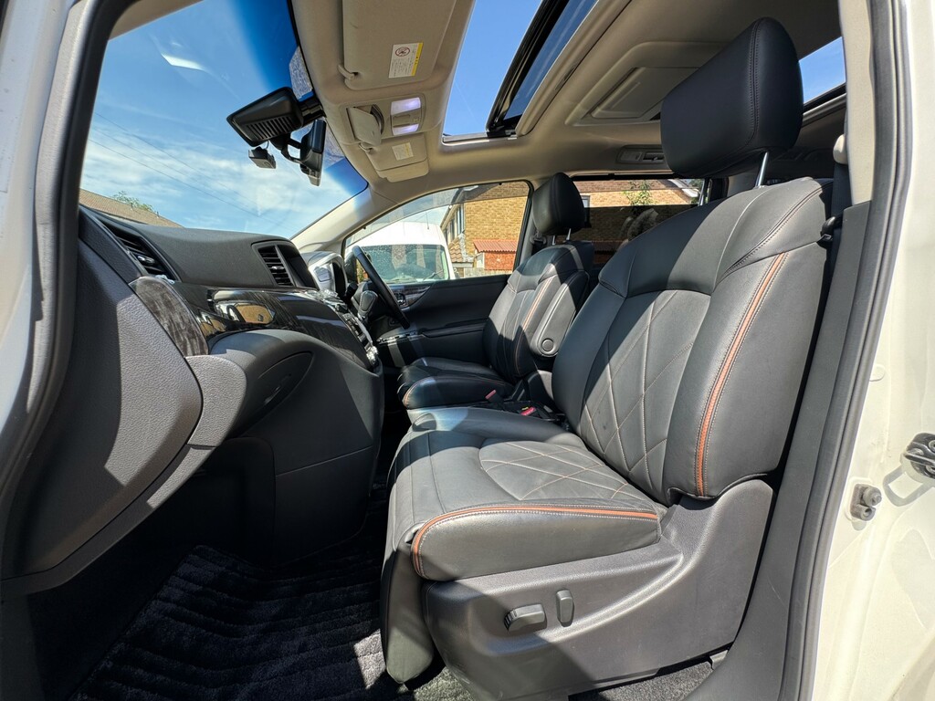 Nissan Elgrand Mpv White #17