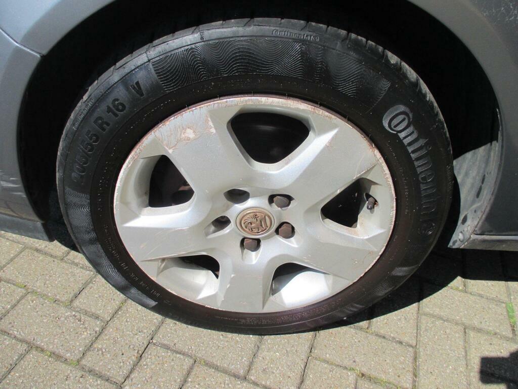 Vauxhall Astra 1.6T 16V Sri Exterior Pack Sport Hatch Black #10