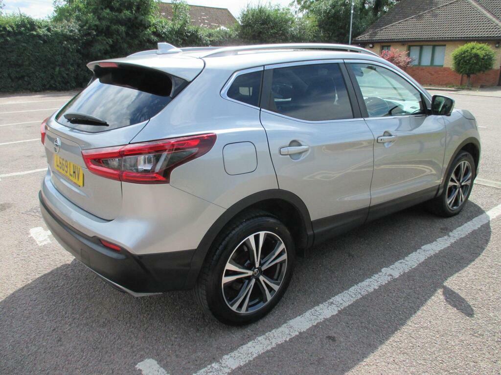 Nissan Qashqai 1.3 Dig-t N-connecta Euro 6 S S Silver #5