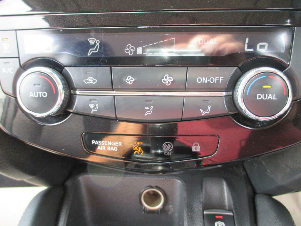 Nissan Qashqai Dig-t Acenta Premium Silver #22