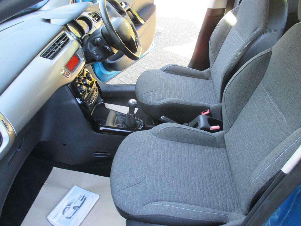 Citroen C3 2016 1.2 Puretech Platinum 108 Bhp Euro 6 Silver #24