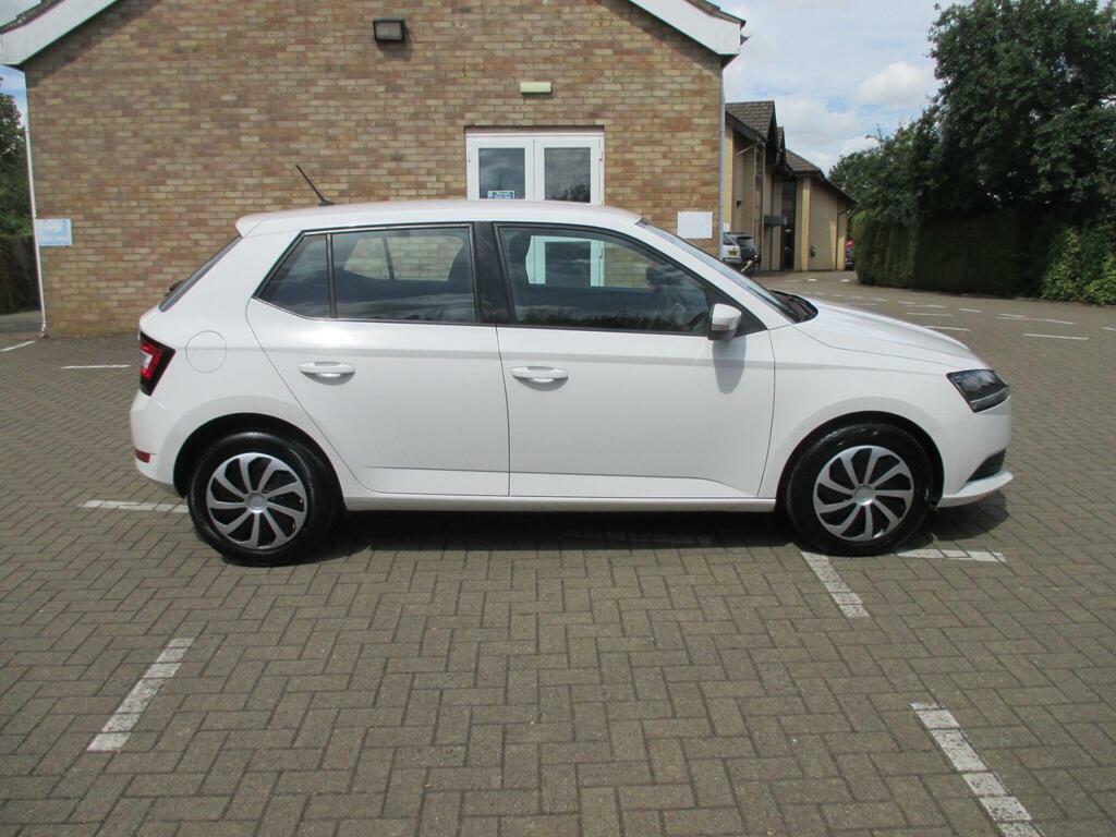 Skoda Fabia 1.0 S Euro 6 S S White #6