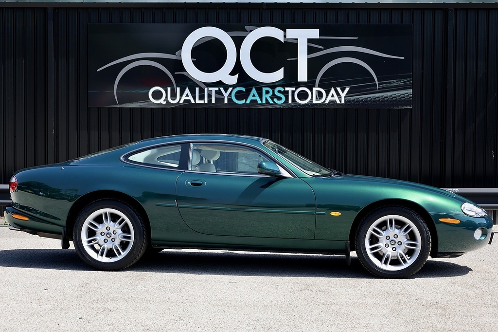 Jaguar XK8 Xk8 Green #4