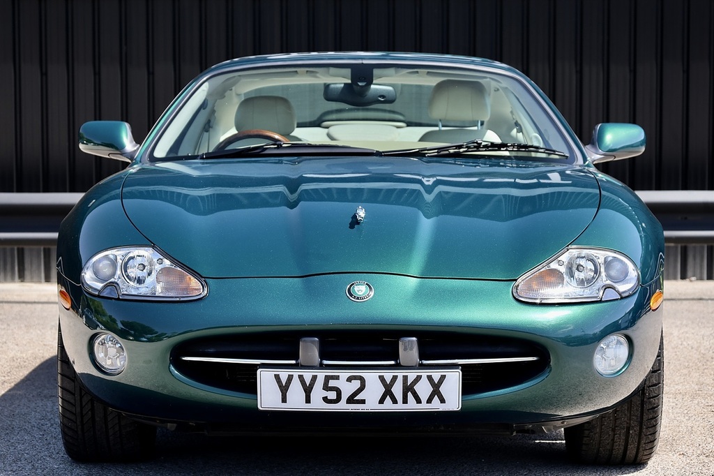 Jaguar XK8 Xk8 Green #5