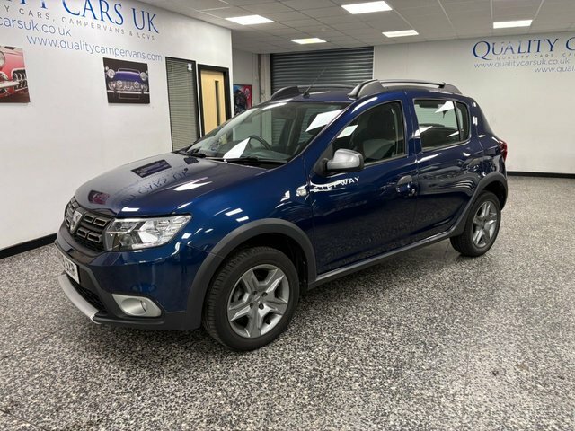Dacia Sandero Stepway 0.9 Tce Comfort Hatchback Euro 6 NY19SXR Blue #4