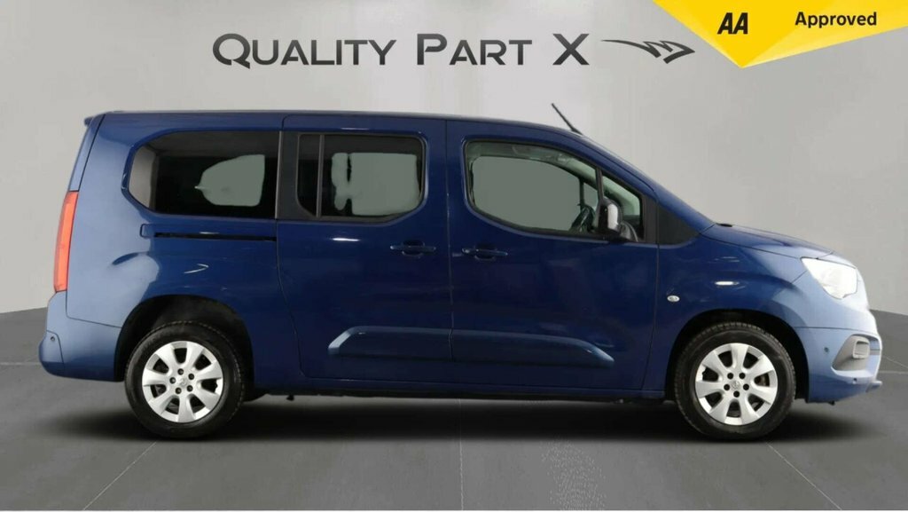Vauxhall Combo Life Mpv Blue #4