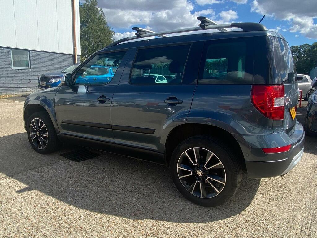 Skoda Yeti 1.2 Tsi Se L Drive Outdoor Dsg Euro 6 Ss Grey #4