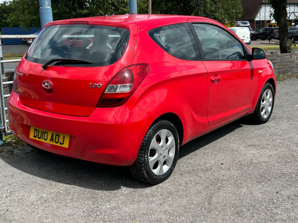 Hyundai I20 1.2 Comfort Hatchback Euro 4 77 Red #3