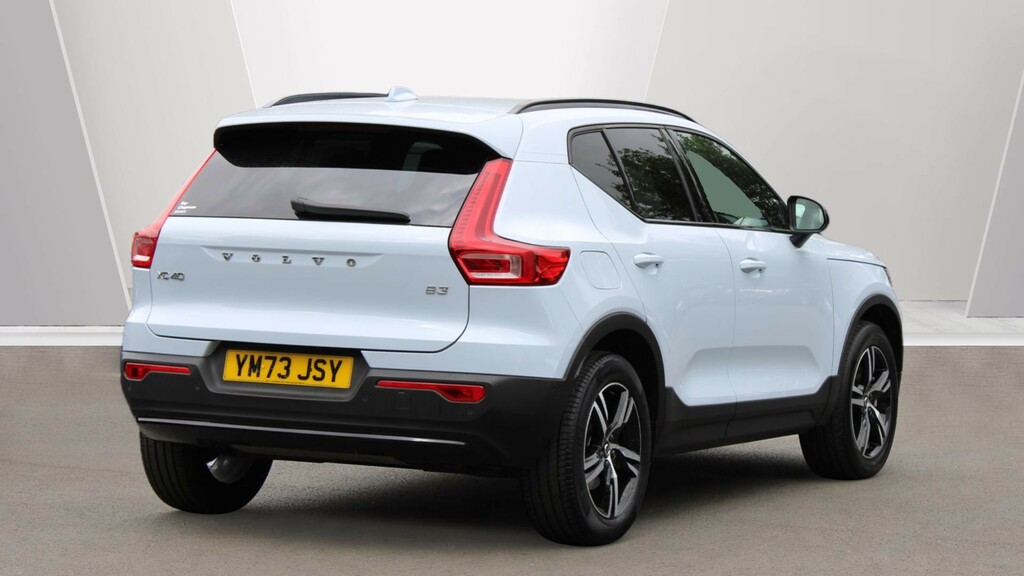 Volvo XC40 B3 P Plus Dark Low Tax, Park Camera, Heated Sea YM73JSY #2