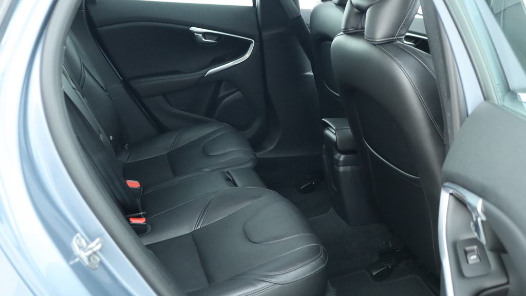 Volvo V40 D2 Inscription Winter Pack, Cruise Control, Blue #6