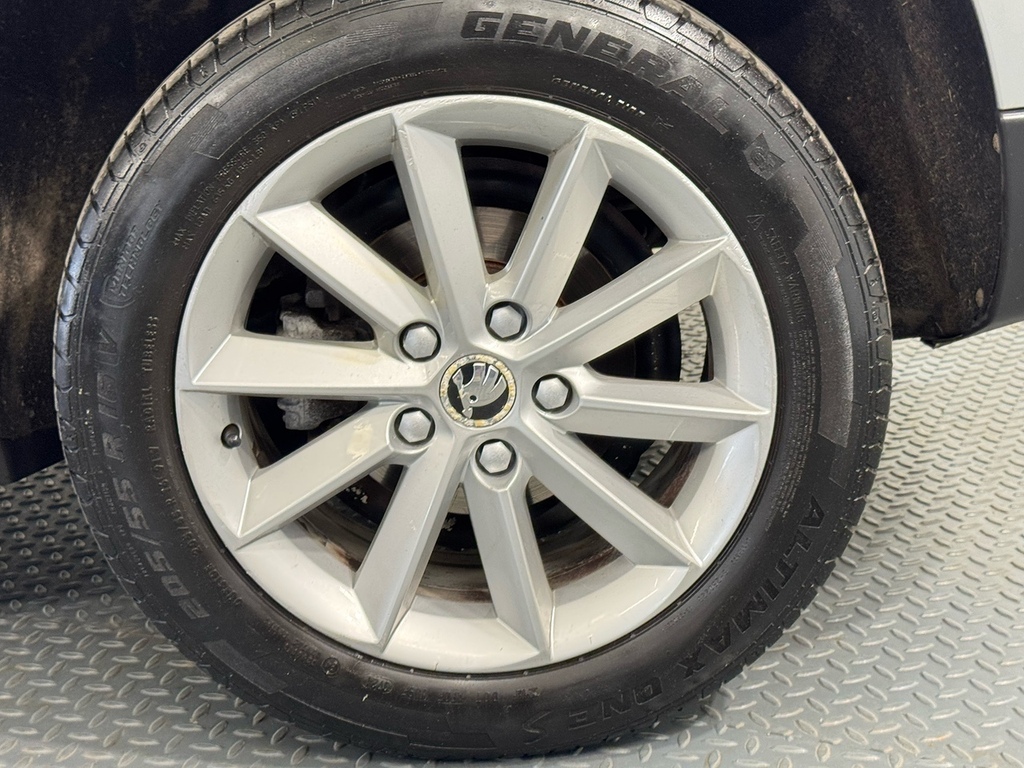 Skoda Yeti 2.0 Tdi Se Euro 5 White #31