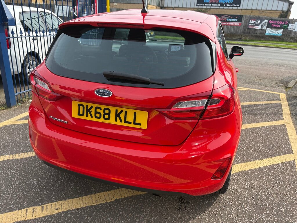 Ford Fiesta 1.1 Ti-vct Zetec Hatchback Red #4