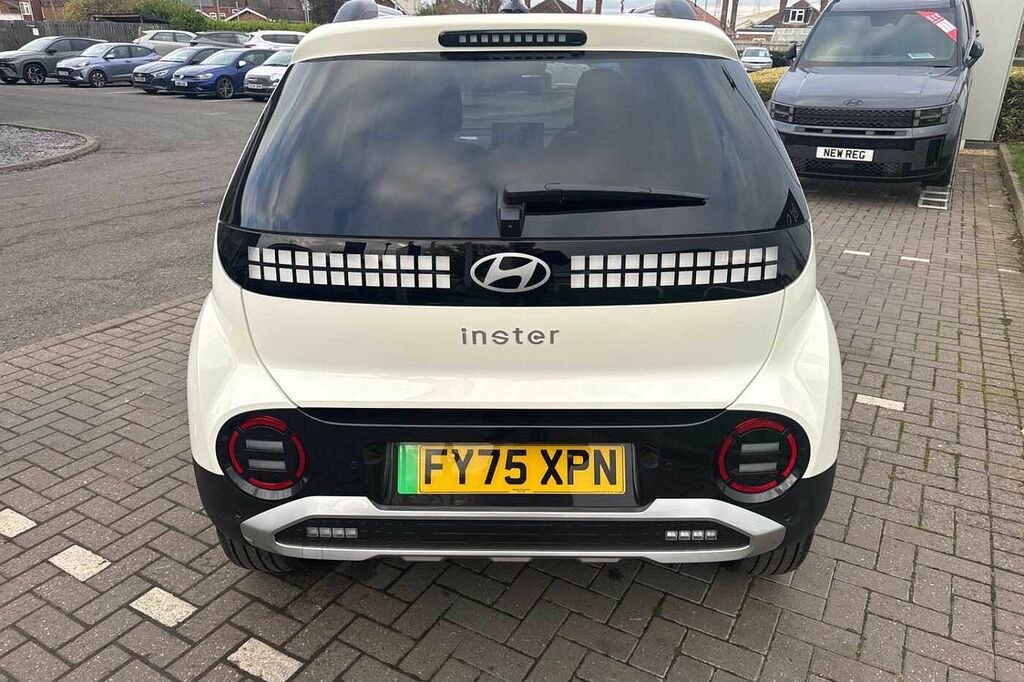 Hyundai Inster 85Kw 02 49Kwh FY75XPN Beige #6