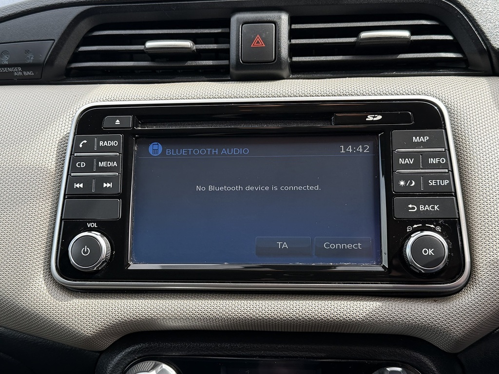 Nissan Micra 0.9 Ig-t N-connecta Hatchback Eu DX17UNR White #5
