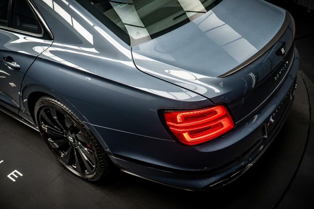Bentley Flying Spur 4.0 V8 Saloon 4Wd Euro 6 550 Ps Blue #19