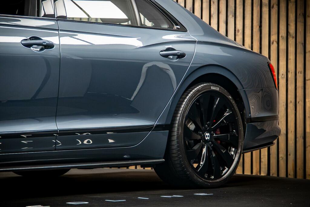 Bentley Flying Spur 4.0 V8 Saloon 4Wd Euro 6 550 Ps Blue #16