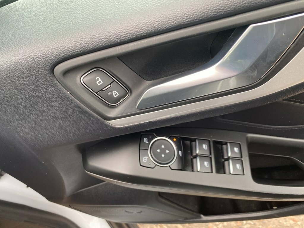 Ford Focus 1.0 Ecoboost 125 St-line X  #16