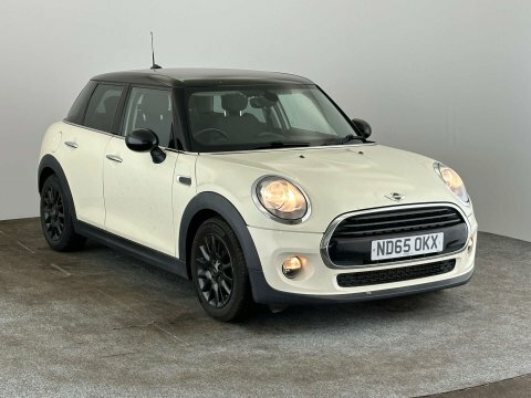 Mini Hatch 2015 65 1.5 White