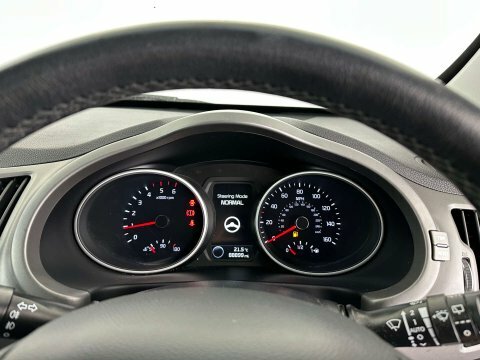 Kia Sportage 2.0 Crdi Kx-3 Awd Euro 5 White #13
