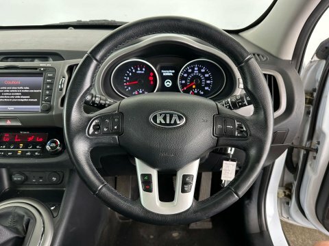 Kia Sportage 2.0 Crdi Kx-3 Awd Euro 5 White #12
