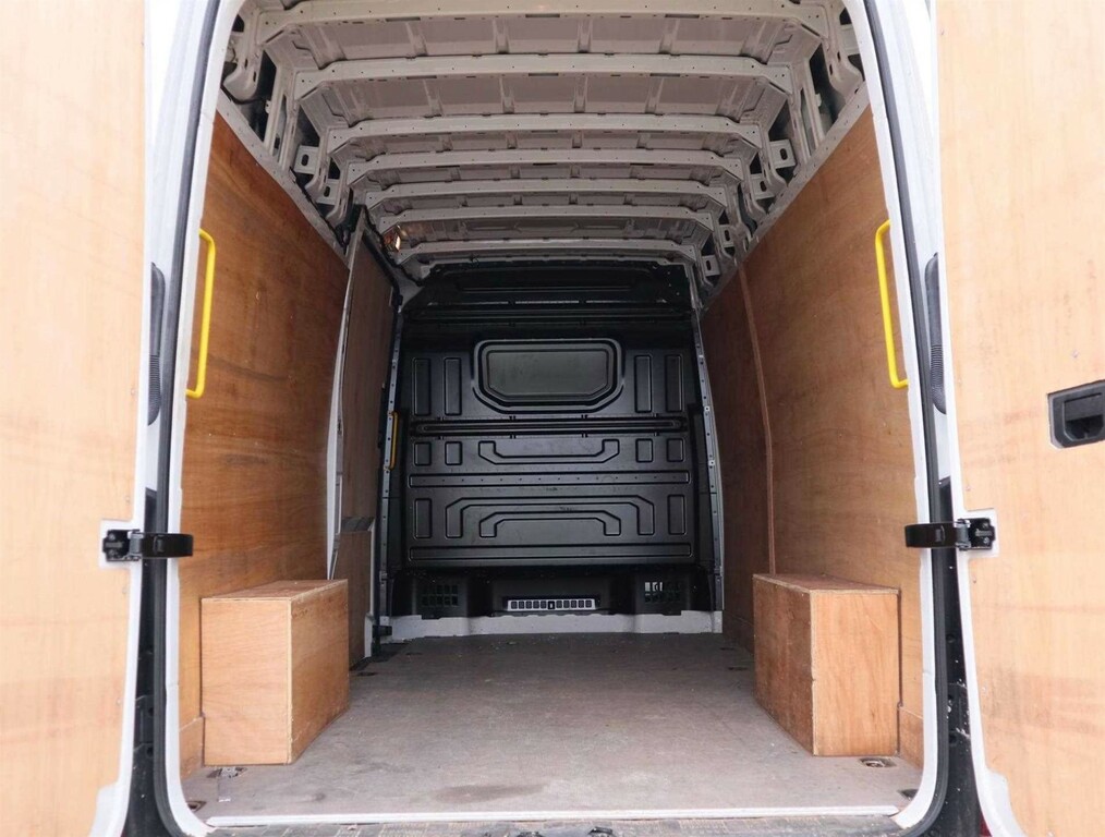 Volkswagen Crafter Cr35 Trendline Tdi  #6