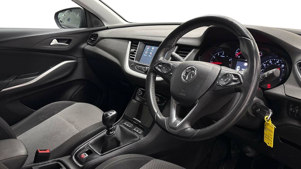 Vauxhall Grandland X Se T Ss Black #6