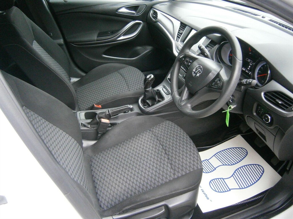 Vauxhall Astra 1.4I Design Euro 6 White #2