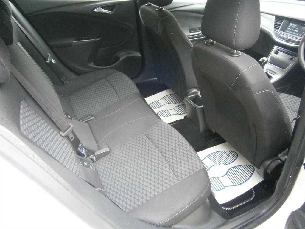 Vauxhall Astra 1.4I Design Euro 6 White #6