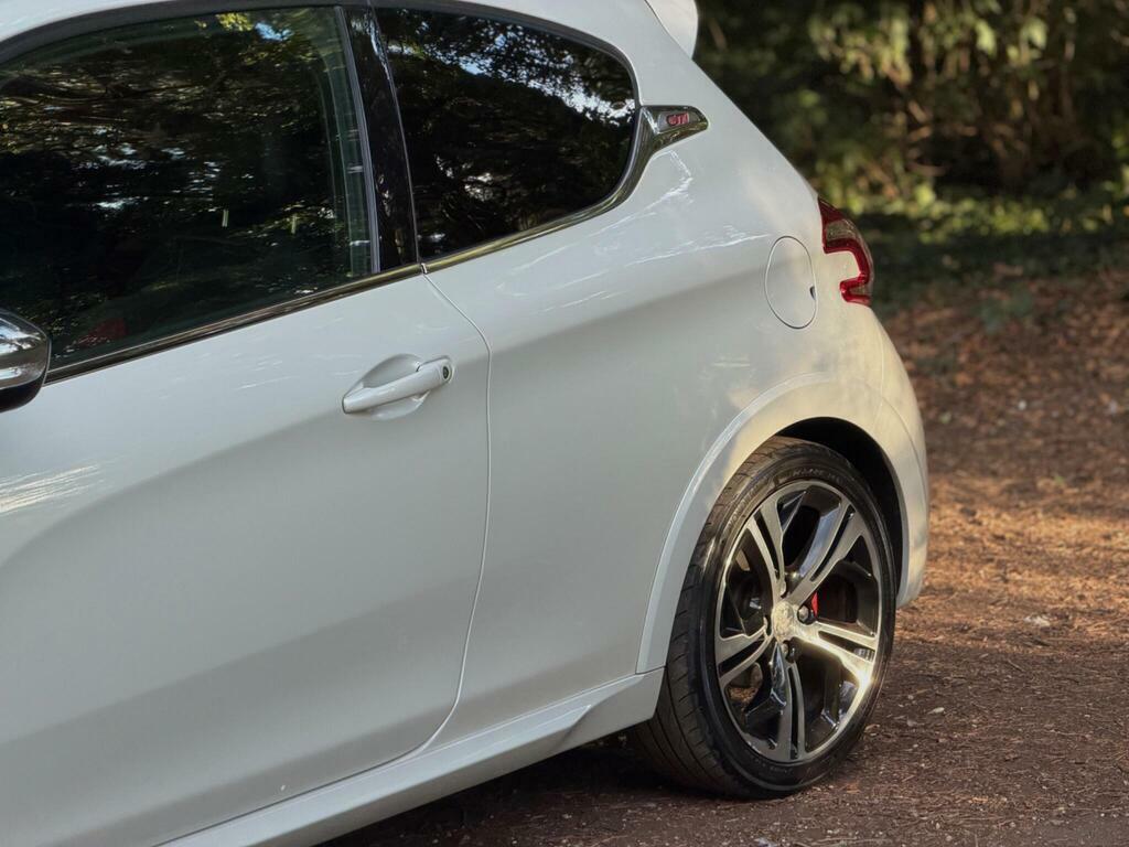 Peugeot 208 1.6 Thp Gti Euro 5 White #5