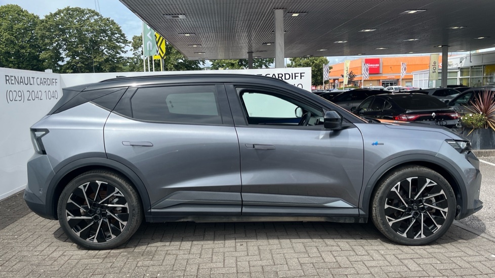 Renault Scenic Renault Scenic E-tech 160Kw Esprit Alpine 87Kwh Lo BT74TFE Black #2