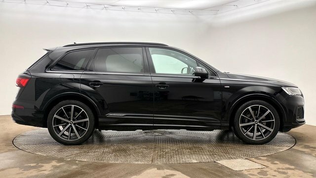 Audi Q7 3.0 Tfsi V6 55 Black Edition Suv Tiptro Black #3