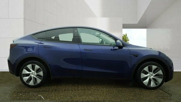 Tesla Model Y Dual Motor Long Range Suv 4Wde Blue #4