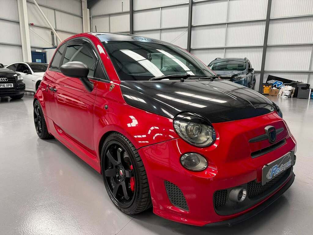 Abarth 595 1.4 T-jet Yamaha Factory Racing Euro 6 Blue #9