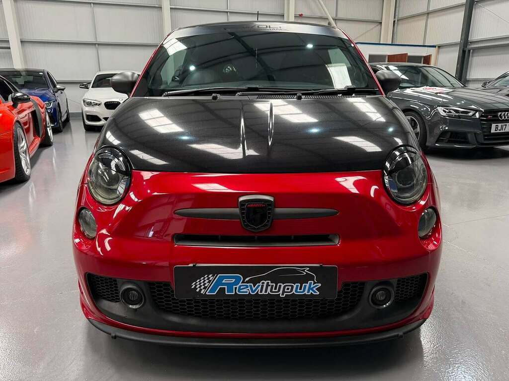 Abarth 595 1.4 T-jet Yamaha Factory Racing Euro 6 Blue #8