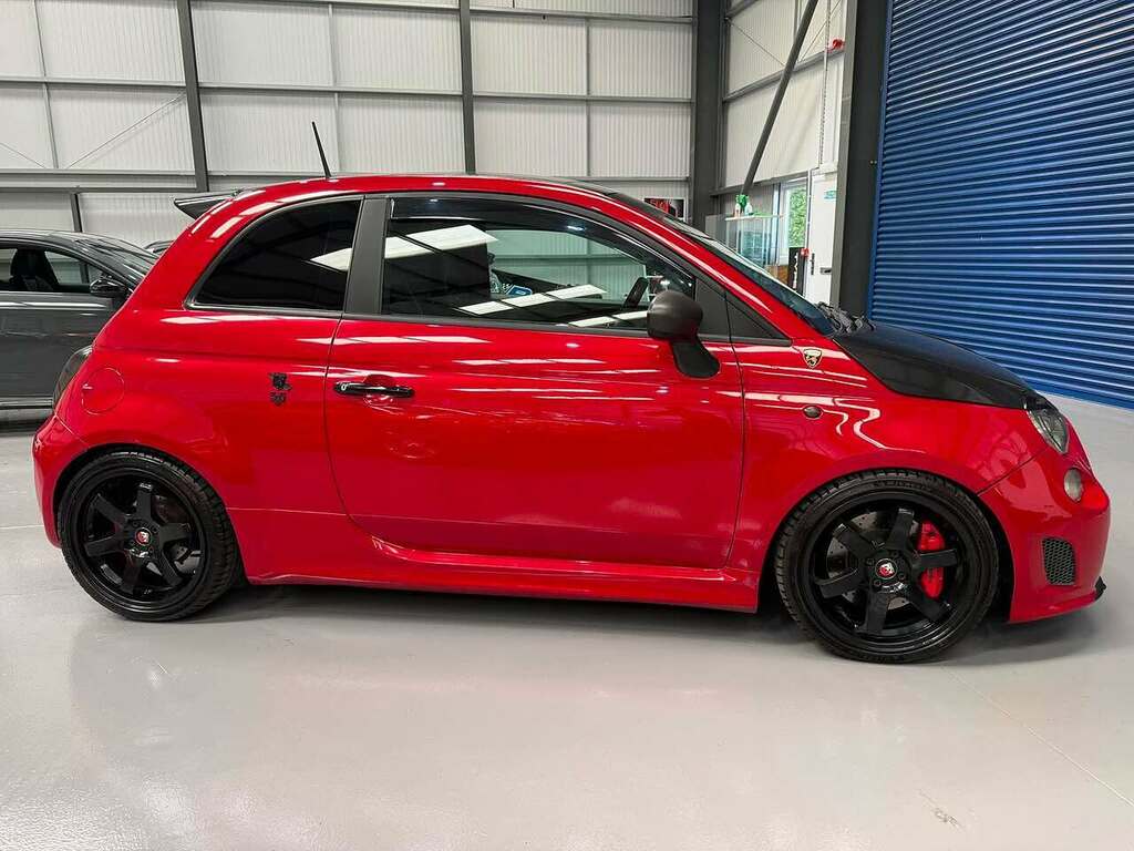 Abarth 595 1.4 T-jet Yamaha Factory Racing Euro 6 Blue #10