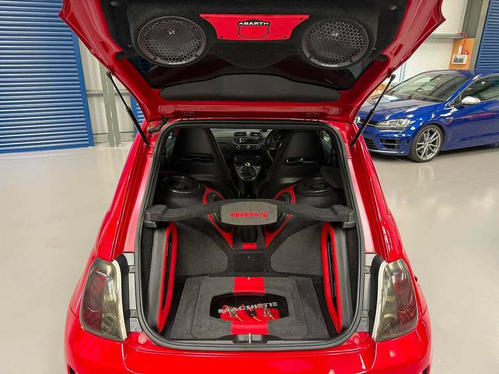 Abarth 595 1.4 T-jet Yamaha Factory Racing Euro 6 Blue #17